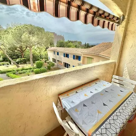 Apartment Nicola Port + Plage + Centre A Pieds Saint-Raphael (Var)